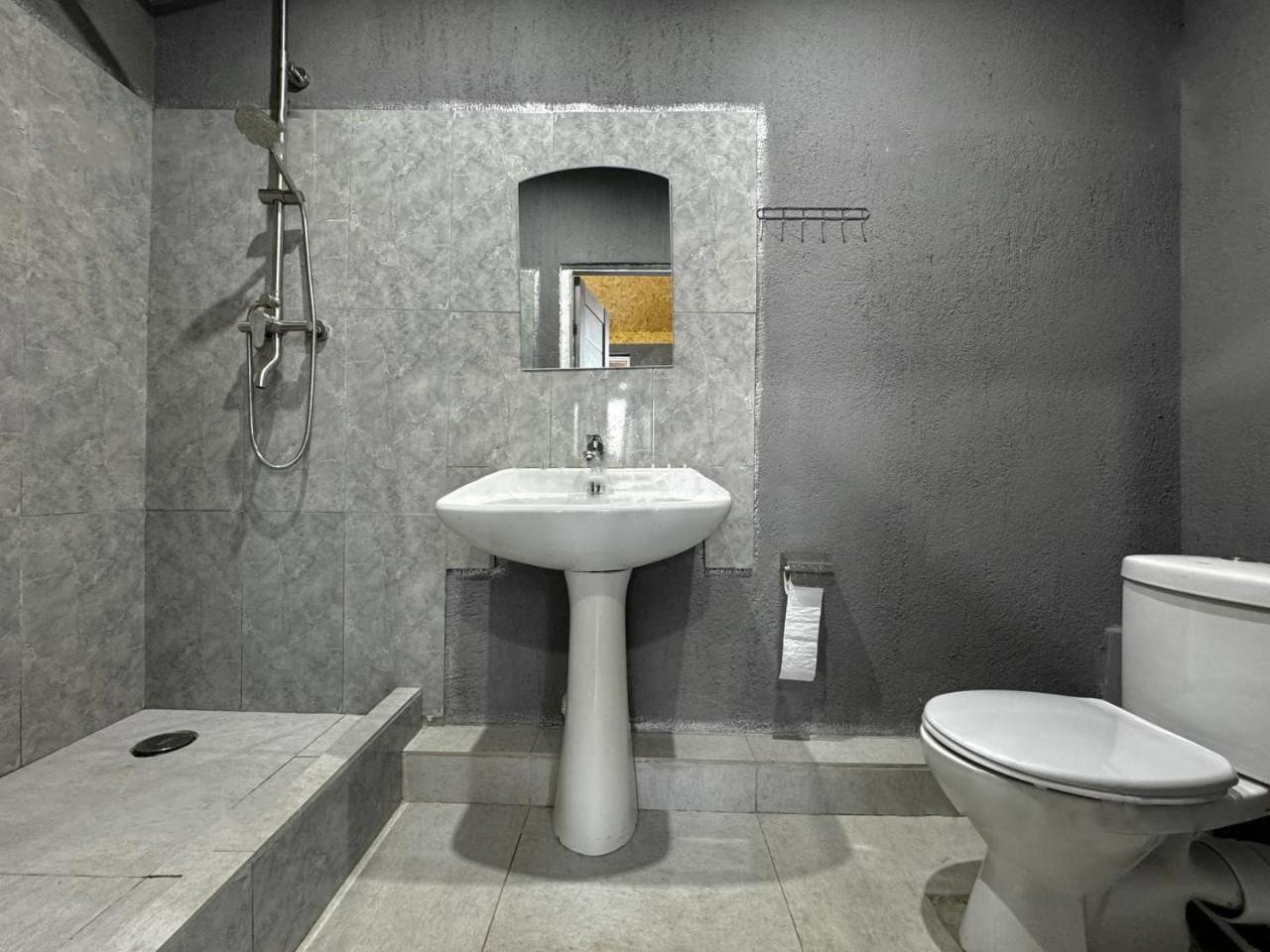 Harmonycampinghouse Teghenik Bagian luar foto