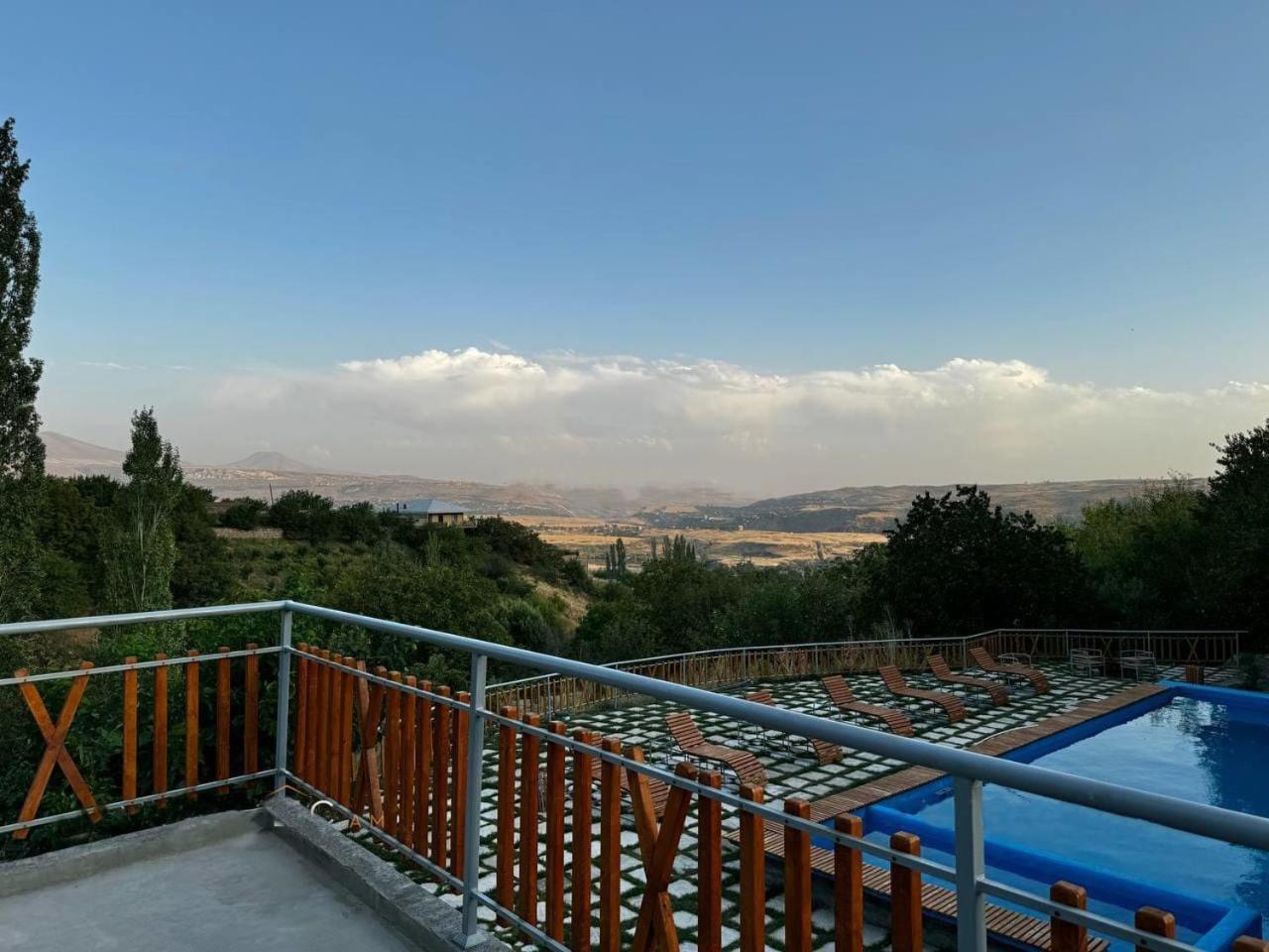 Harmonycampinghouse Teghenik Bagian luar foto